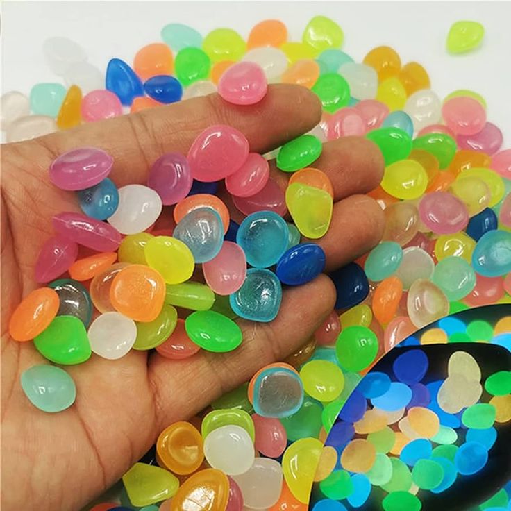 Luminous Aquarium Pebbles β Glow in Dark Decorative Stones